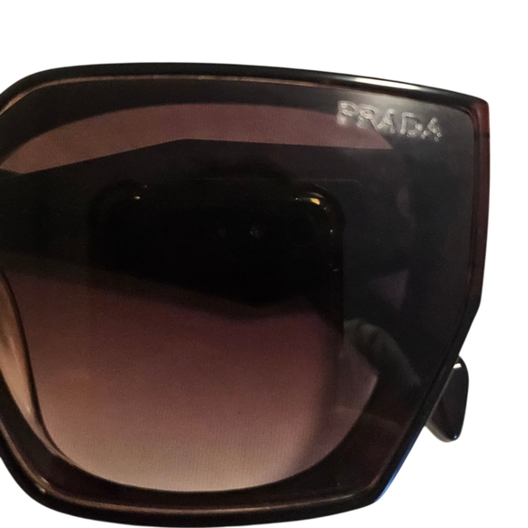 NWT✨PRADA✨Authentic Bordeaux Brown Sunglasses with Gold Iconic Logo - Picture 12 of 16